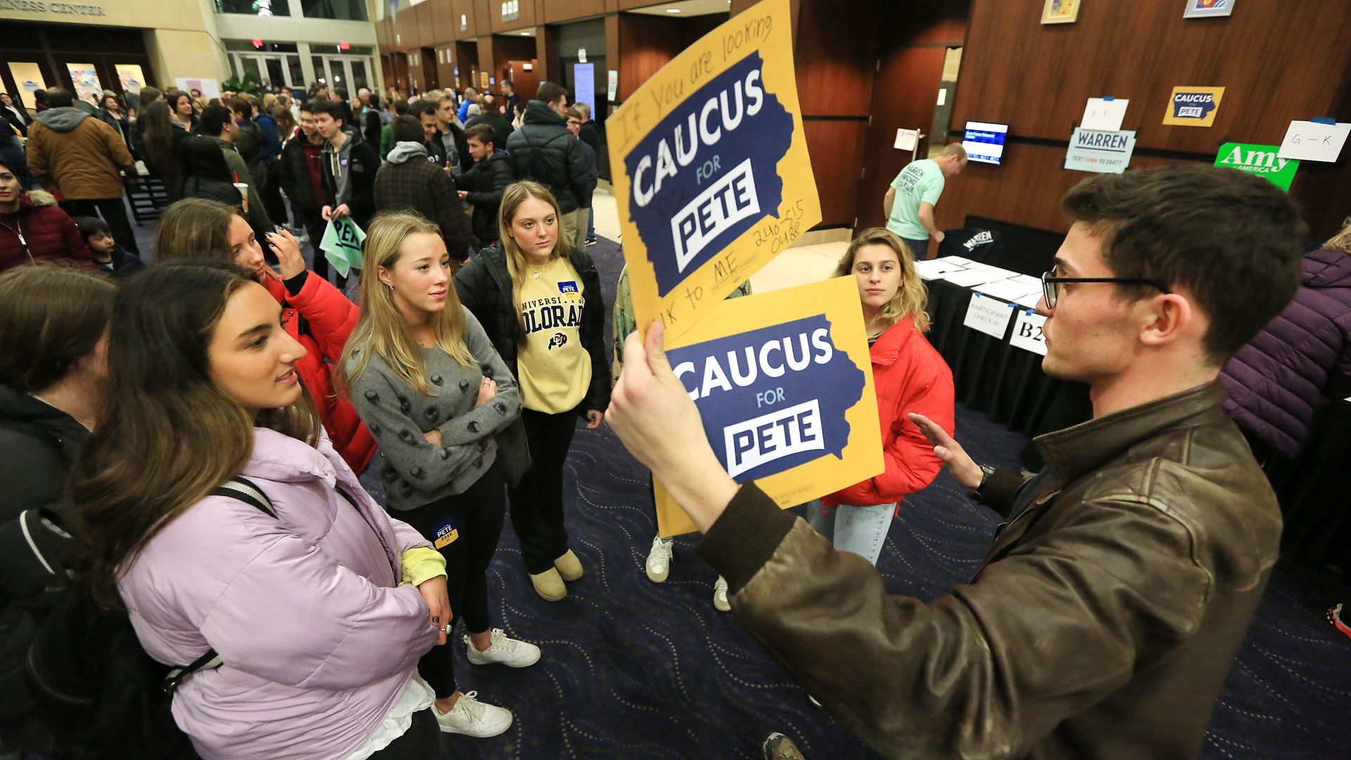 020420-ia-caucus-ks-003